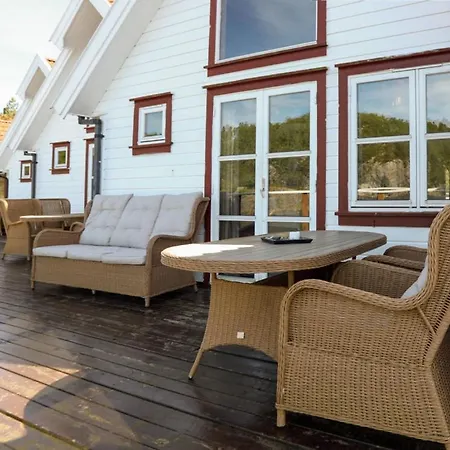 بيت خشبي Eastside *